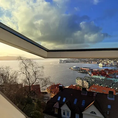 Floor With Stunning Fjord View - Walk To Bryggen برغن
